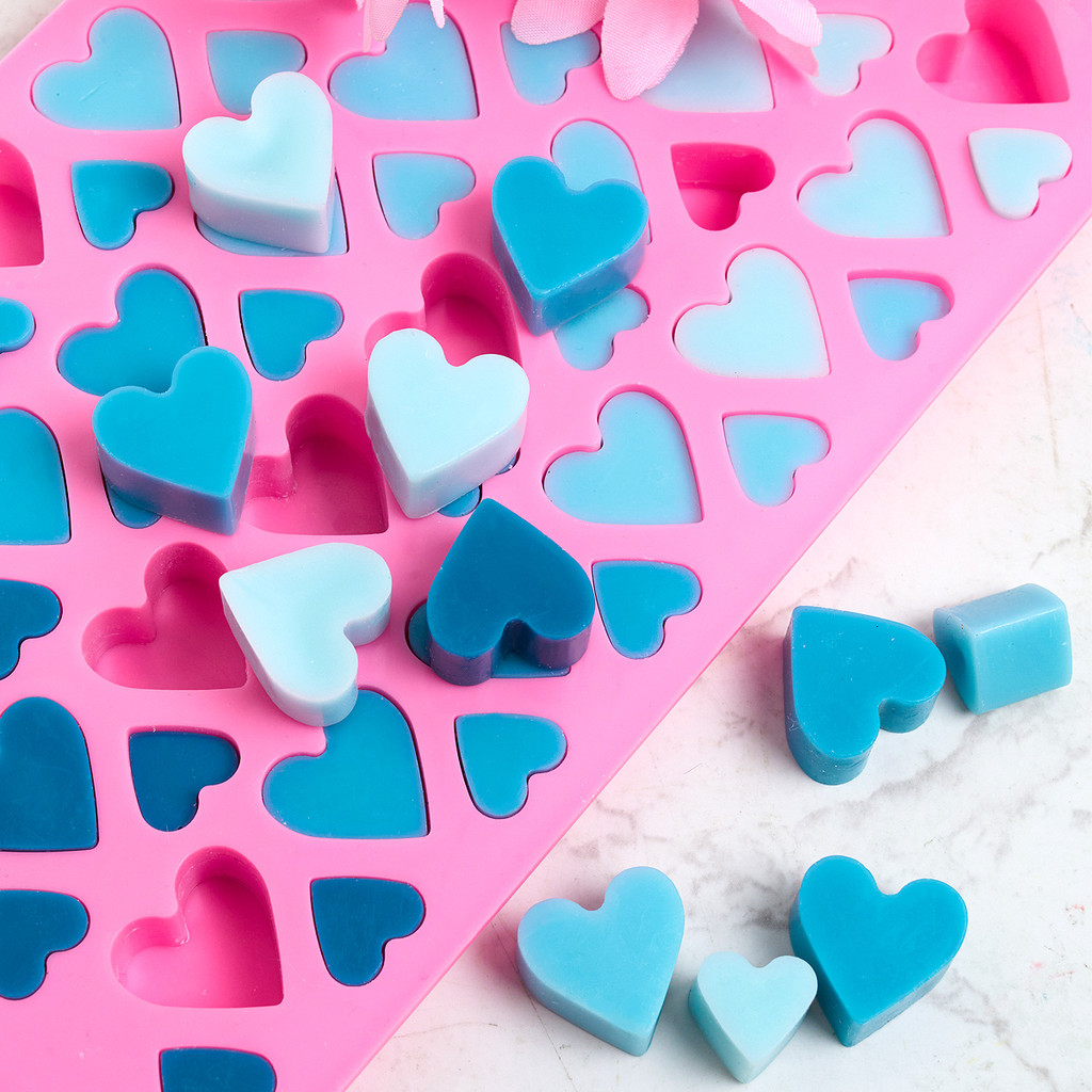 

56 Compartment Heart Shape Silicone Candle Mold DIY Large Small Love Cake Chocolate Ice Tray Baking Molds Home Holiday Decor