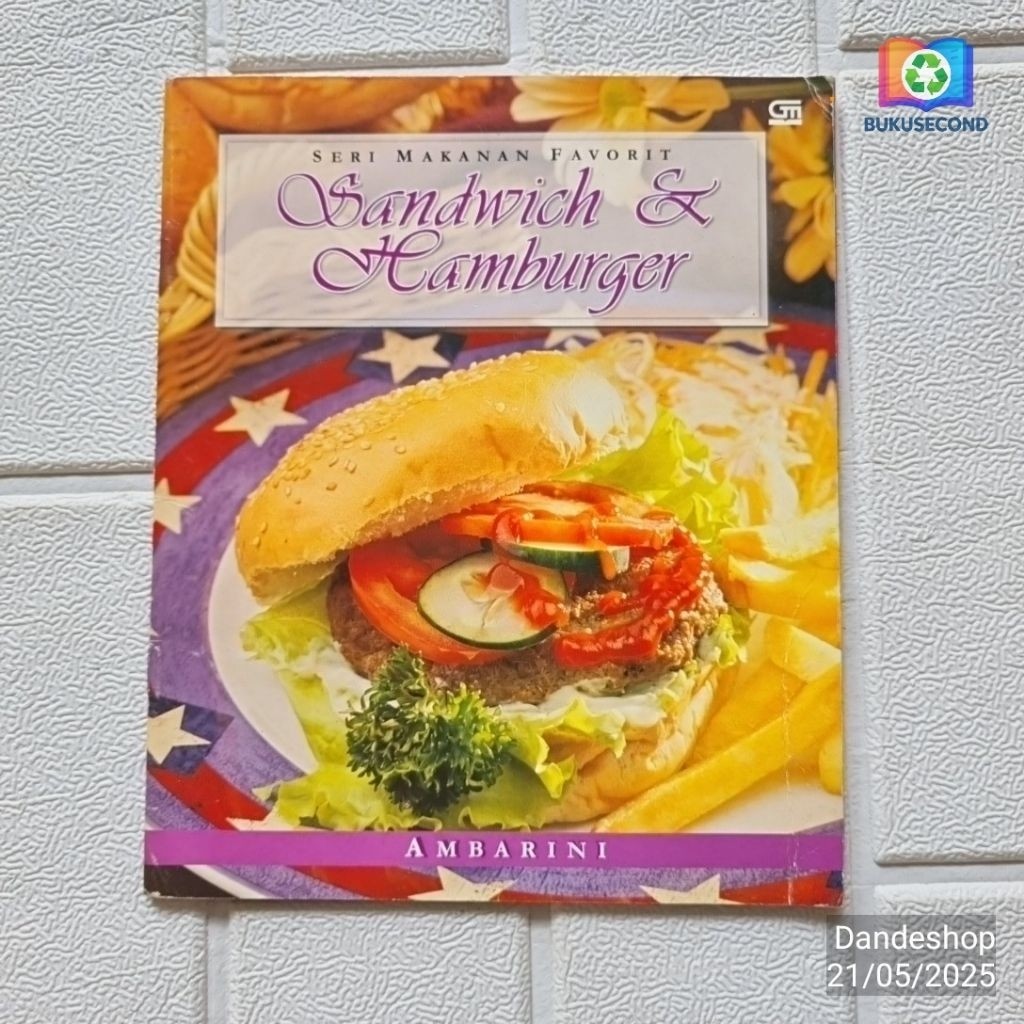 (BEKAS) Sandwich & Hamburger oleh Ambarini - Seri Makanan Favorit Gramedia - Buku Resep Masakan  Pre