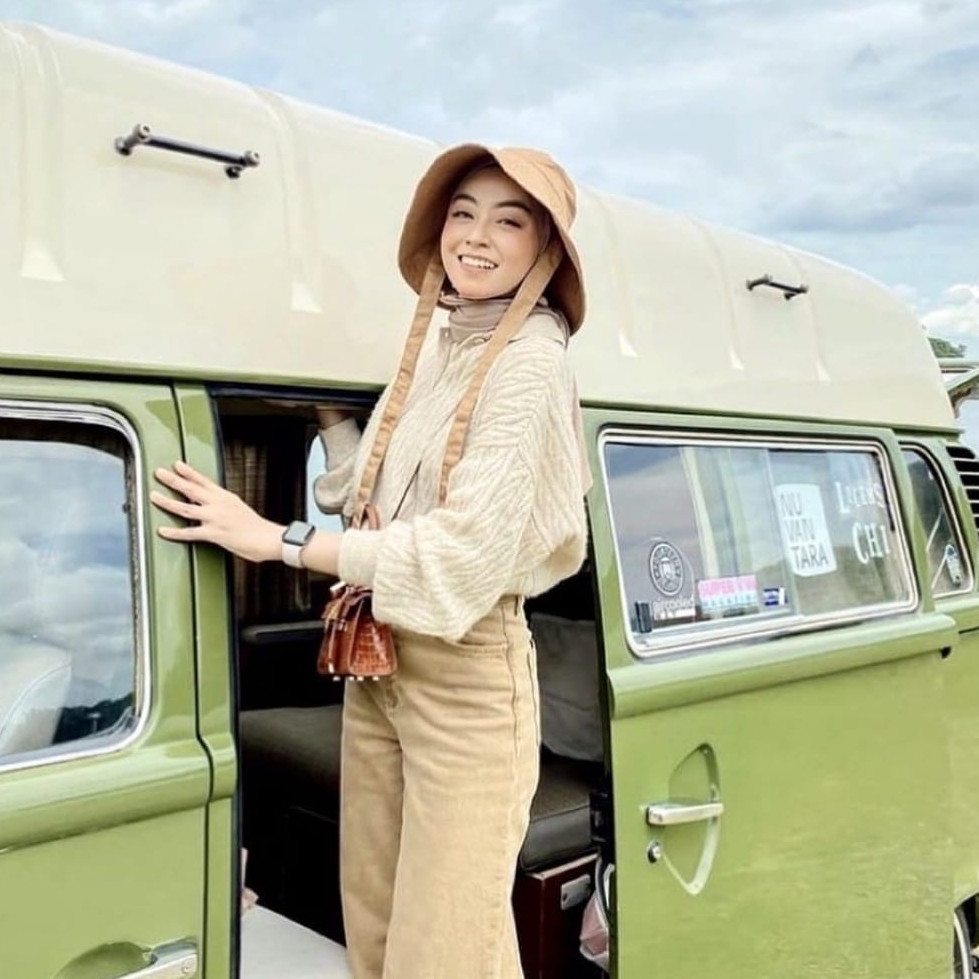 Topi Wide Bucket Hat Tali Fashion Korean Style Pria dan Wanita Pantai Outdoor Selebgram