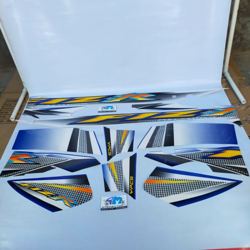 striping Yamaha fizr fiz r tahun 2004 setriping fizr fiz r tahun 2004 sticker fizr fiz r tahun 2004 