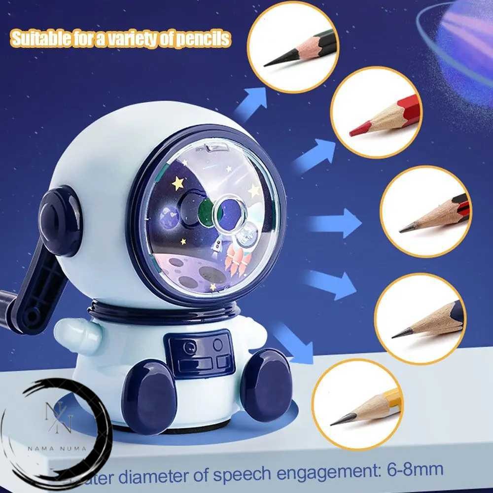 

XIAOLINGJING Rautan Pensil Manual Pencil Sharpener Mini Astronaut - 18117