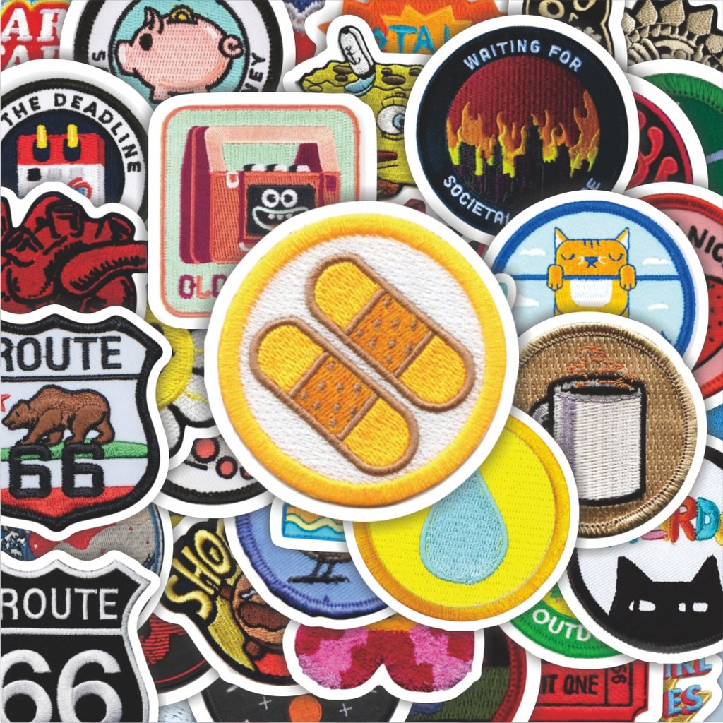 

100PCS Lucu Stiker Patch V11 Stiker Aesthetic Stiker Anti Air Stikers Berperekat Waterproof sticker decal buat Motor Helm Buku Journal Koper Casing HP Laptop Botol Minum Hadiah anak