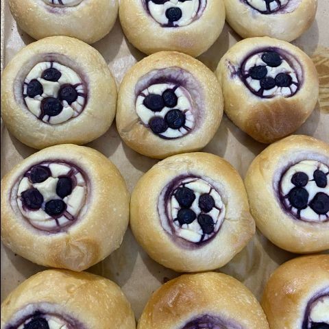 

Sera Kitchen Blueberry Cream Cheese | Sourdough Blueberry Cream Cheese