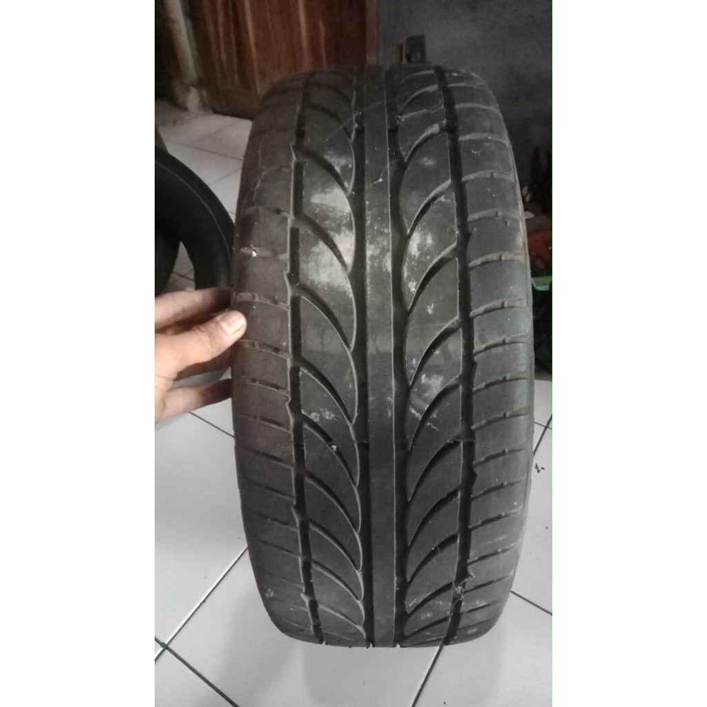 ban mobil r16 second 195/55-16 berkualitas
