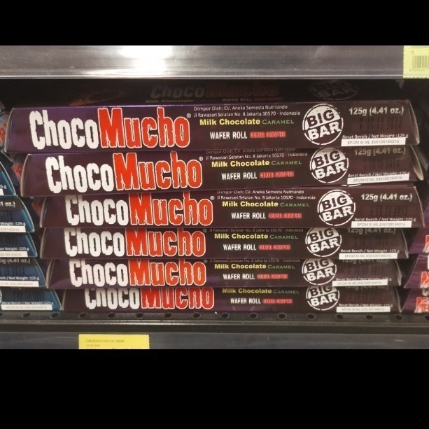 

choco mucho big milk chocolate cokelat caramel wafer roll 125gr