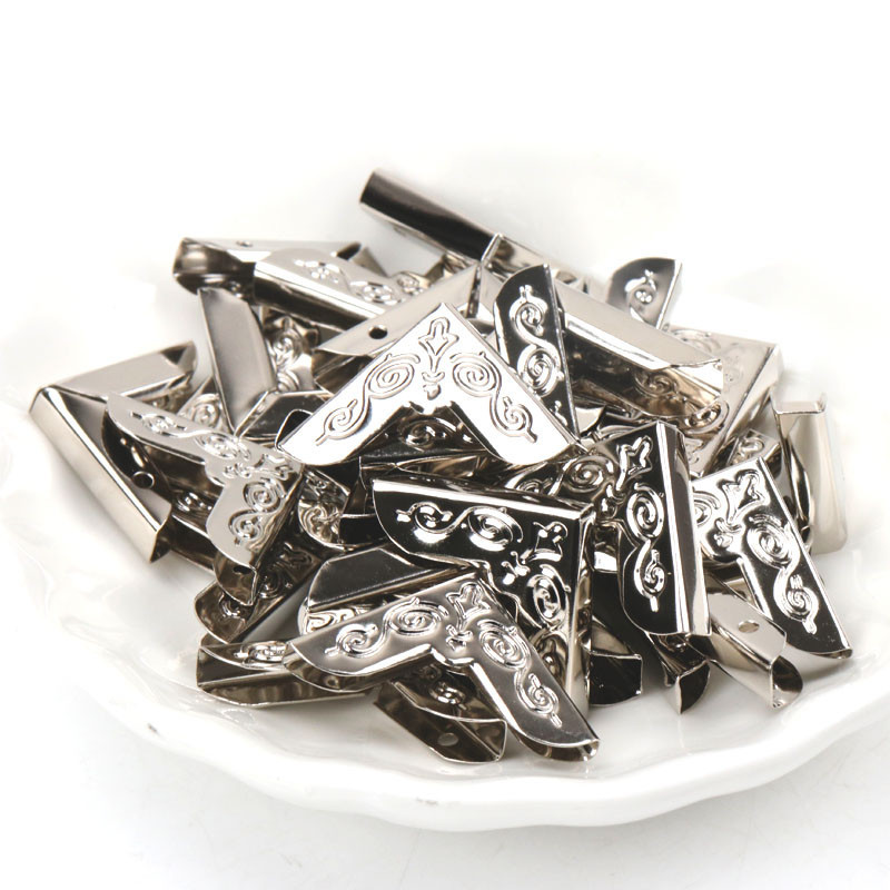 

40Pcs silver Metal Book Corner Trilateral Albums Menus Folders Box Corner Protectors For Decor Decoration 21x21x3.5mm