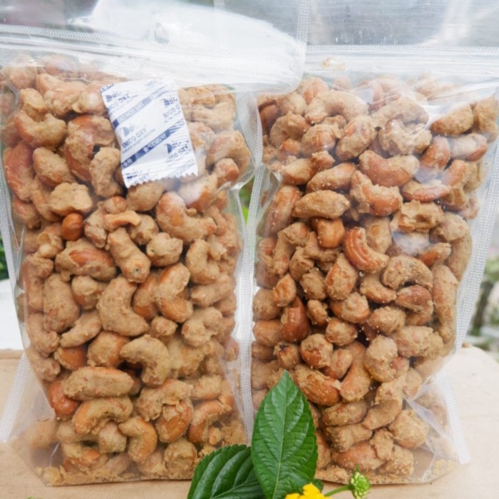 

Best Seller Kacang Mede Goreng Rasa-Rasa Berat 1kg - Krispi