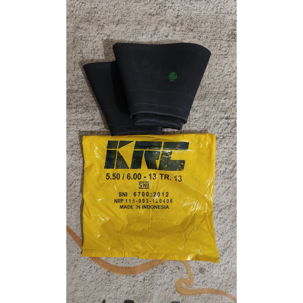 Ban Dalam Mobil Penumpang Ring 13 550/600-13 TR13 Pentil Pendek Merk KRC
