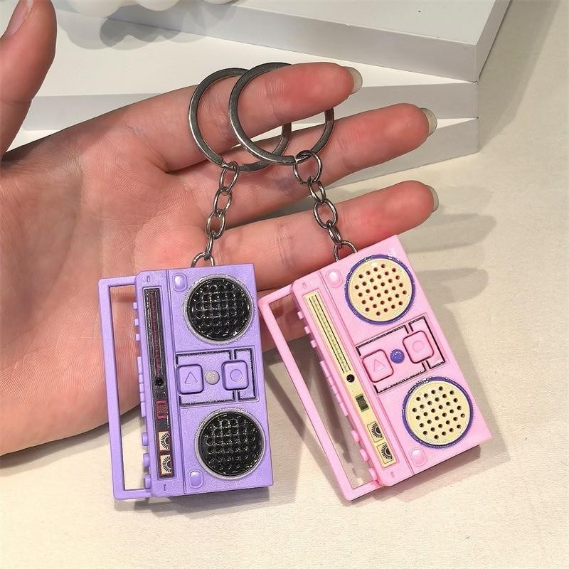 New Creative Retro Tape Recorder Keychain Mini Recording Fun Music Box Pendant Mini Retro Cassette R