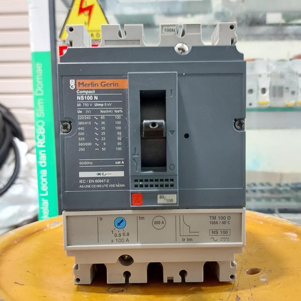 MCCB MERLIN GERIN NS100N 3P 100A ORIGINAL