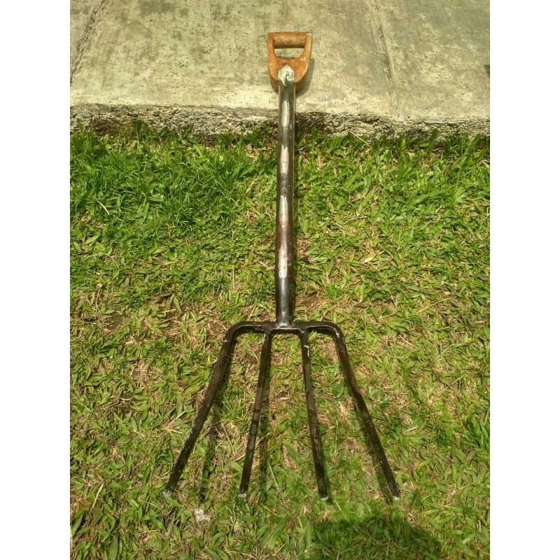 GARPU INJAK alat kebun bahan baja asli garpu kebun