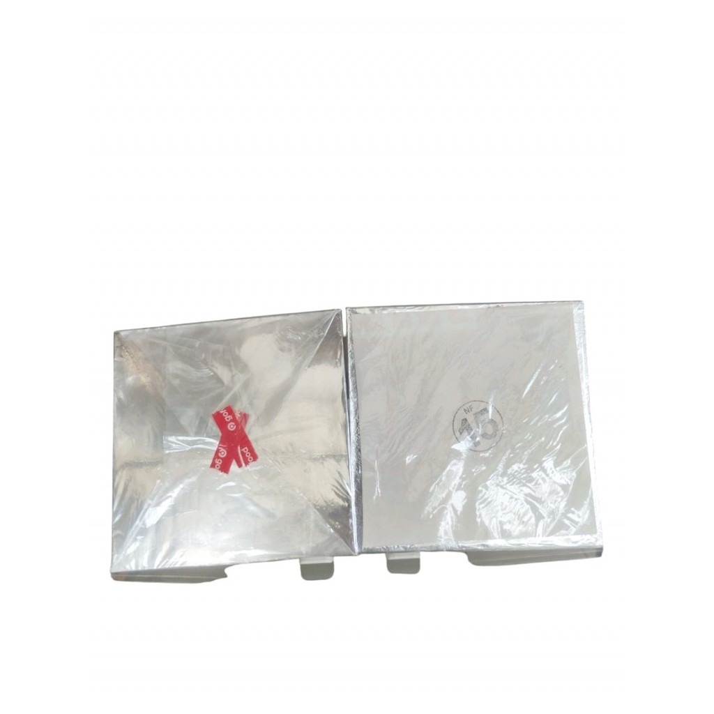 

Tatakan kue ulang tahun silver kotak 15x15cm