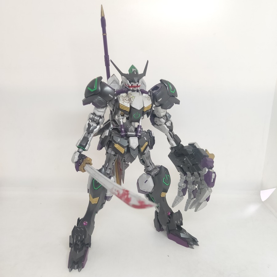 Bandai MG Barbatos / Gundam 1/100 2nd Sudah Rakit dan Repaint Custom M130
