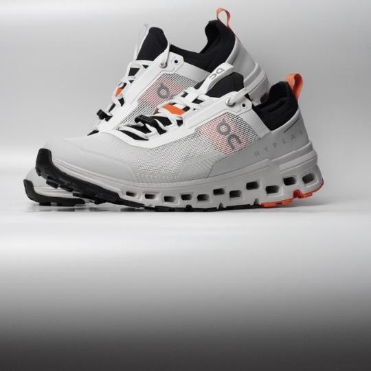 ON CLOUD Cloudultra 2 Men Wolf White Authentic / Sepatu ON CLOUD Original