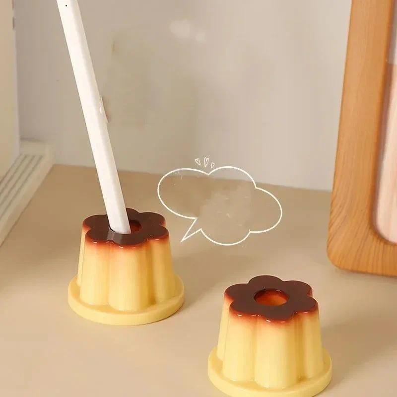 

1pc Cute Pudding Pen Holder Student Cute Cartoon Creative Desktop Ornament Jelly Shape Pen Hole Pencil Slot Pencil Storage Stand