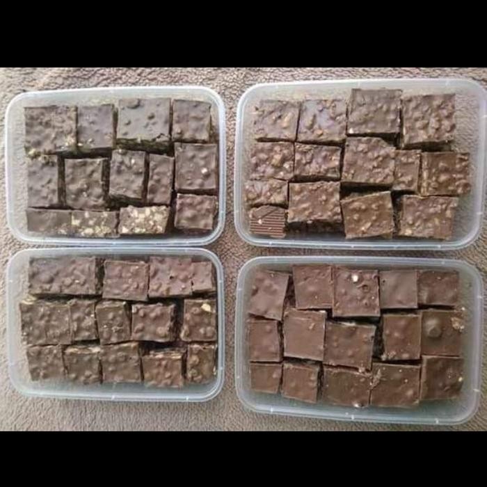 

Coklat Blok Silverqueen 1/2 kg