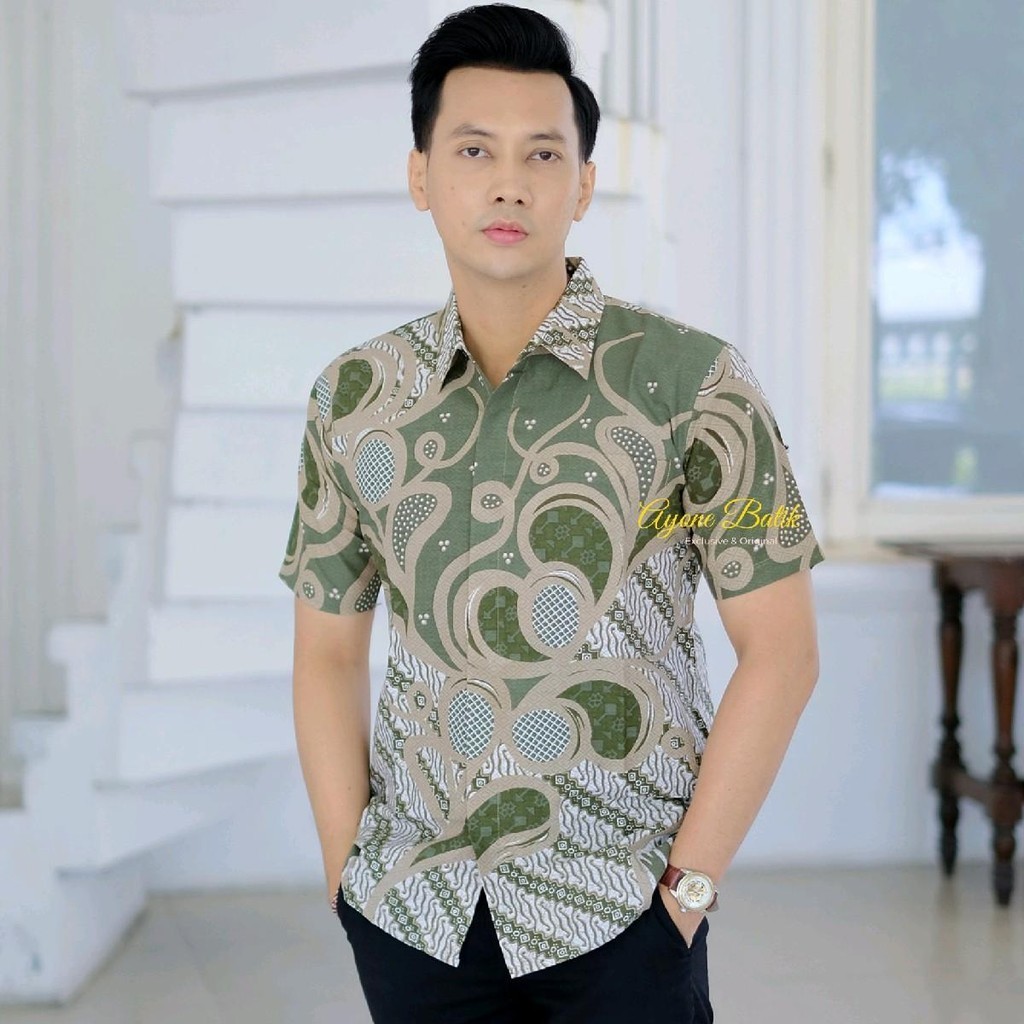 Hem batik pria slim fit MAHAMERU SAGE batik pria lengan pendek warna hijau sage kemeja batik pria hi