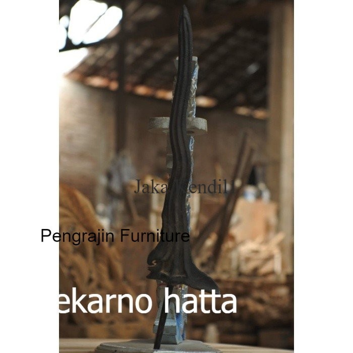 

Keris pandawa keleng besi baja ter antik JELAS MURAHNYA