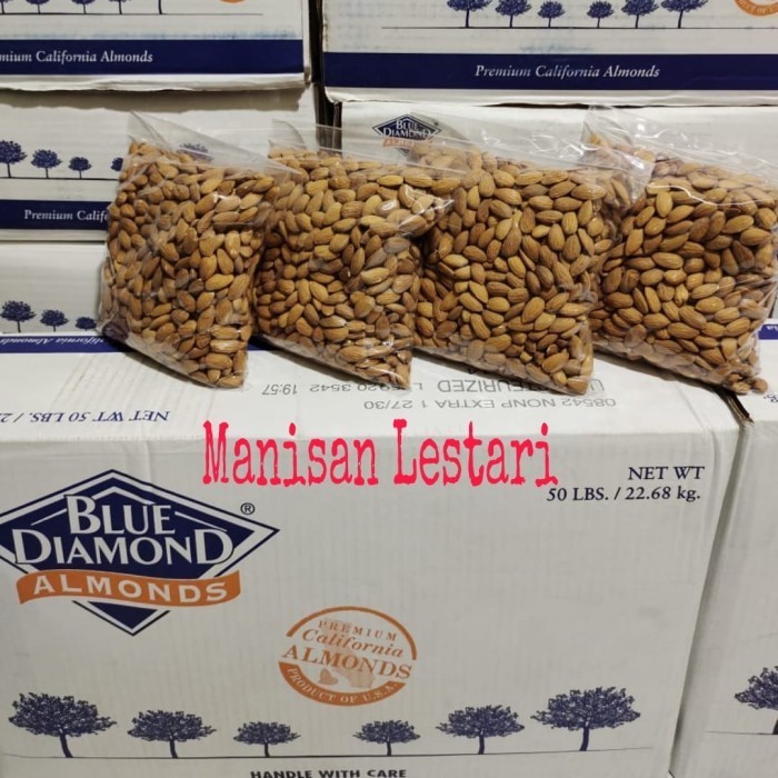 

AD almond mentah utuh super 1kg