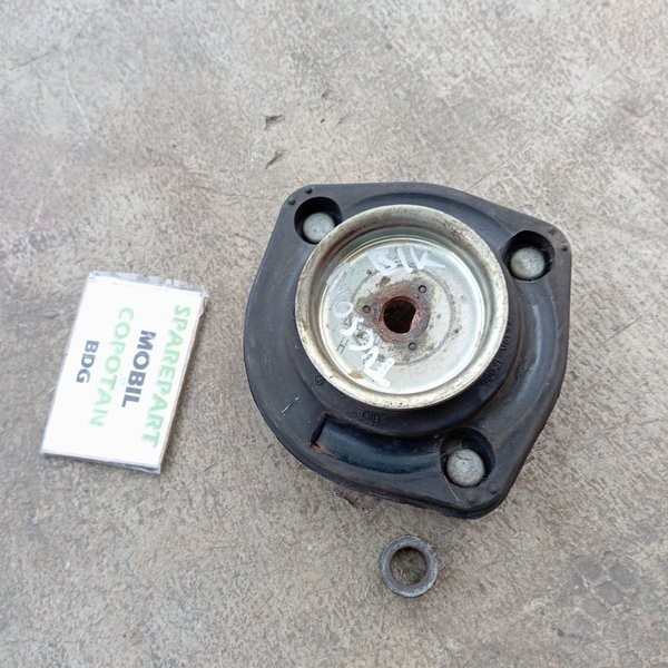 Karet support shock breaker Belakang  Hyundai Tucson gen 1 copotan 1pcs