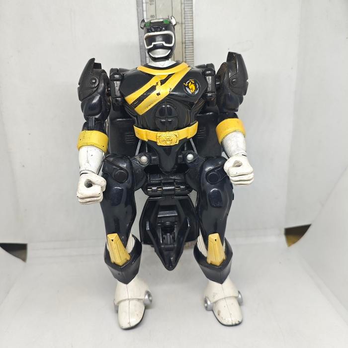AKO,,, Figure 7' Power Rangers Wild Force Black Ninja Bull Bison Zord Bandai 2ND
