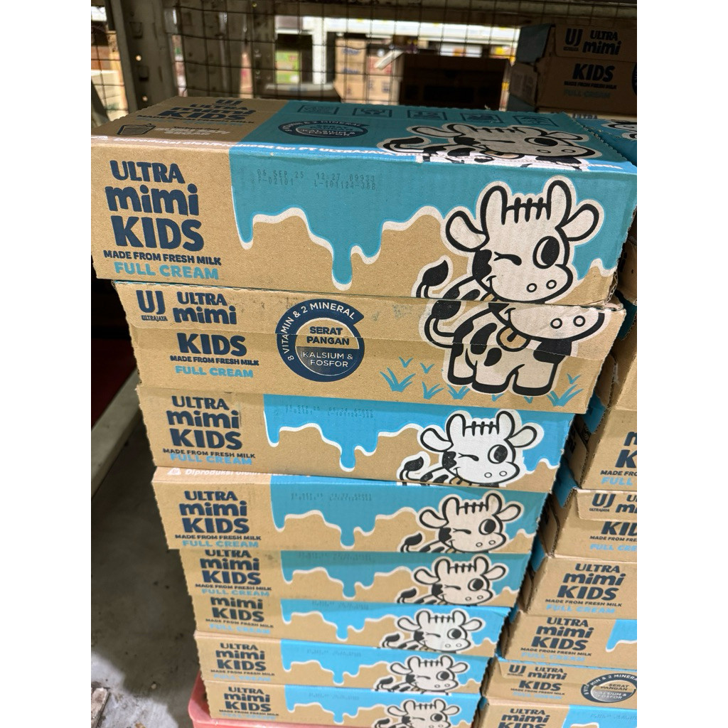 

New Susu UHT Ultra MILK Mimi 125 ml 1 Dus 40pcsPremium