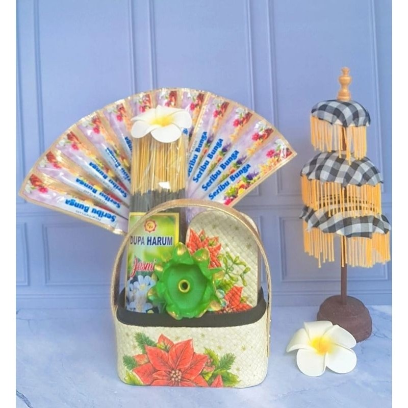 

Parcel galungan dan kuningan/Parcel hari raya galungan/parcel galungan/parcel galungan dan kuningan murah mewah bagus