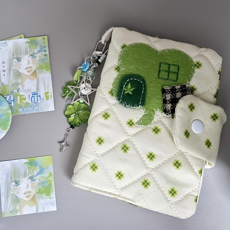 

A6 Handmade Four Leaf Clover Book Jacket Original Book Cover Portable Ledger, Notepad, Diary Protective Case，Hanging decorations