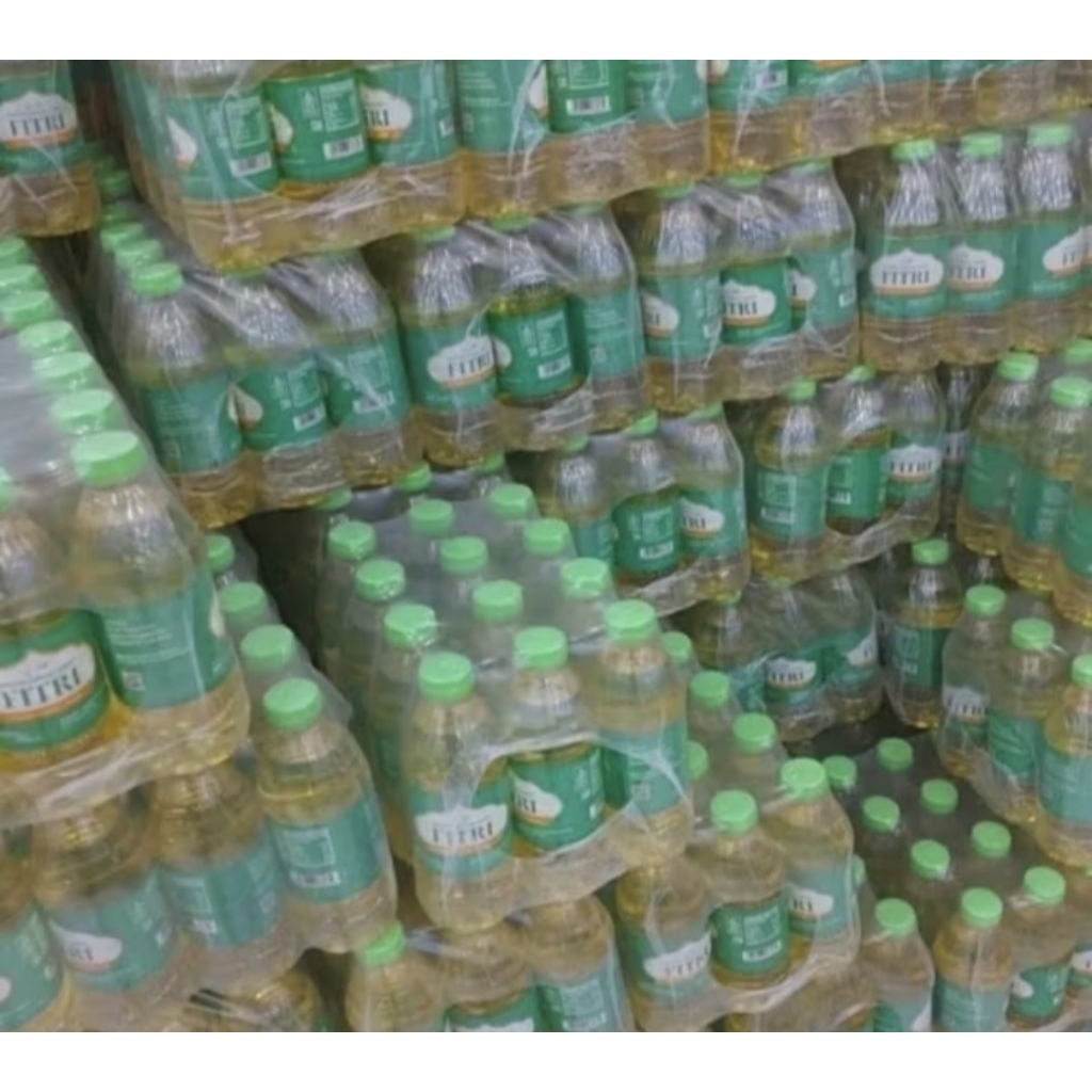 

fitri minyak goreng 400ml isi 12pc/200ml isi 24pcs