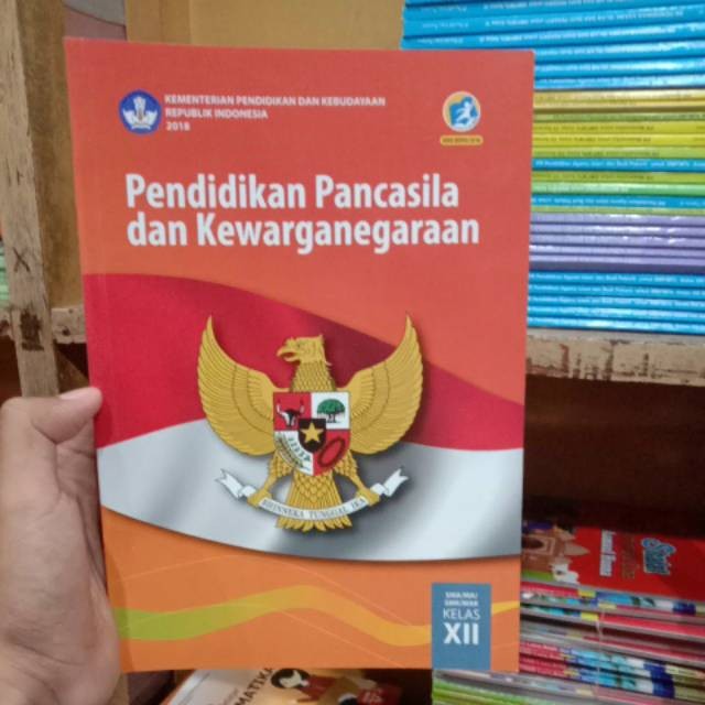 Buku paket pkn kelas 12 sma kurikulum 2013