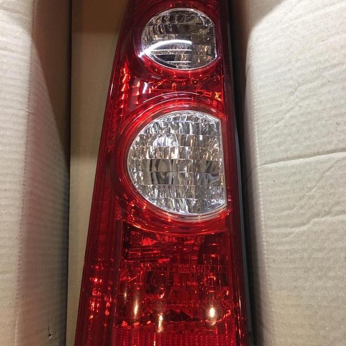 Lampu Stop lamp belakang AVANZA VVTI 2005-2011 KANAN