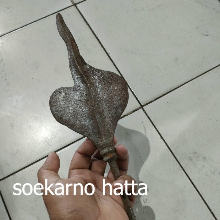 

Tombak Banyak Angrem Pamor keleng termurah MURAH MERIAHH