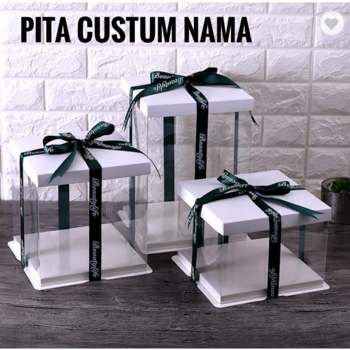 

Cake Box Mika Dus Kue Kotak Kue Transparant 26x26 cm cocok untuk 25 cm - Hitam, 26 x 26 x 18