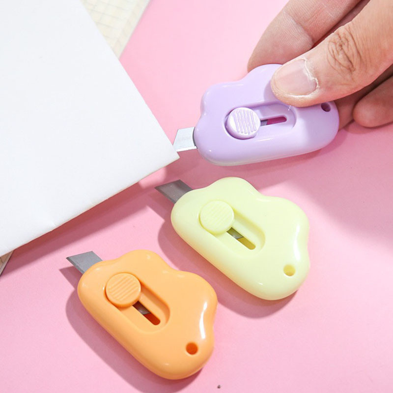

1 Piece Mini Pocket Cloud Art Utility Knife Box Knife Paper Cutter Craft Wrapping Refillable Blade Stationery