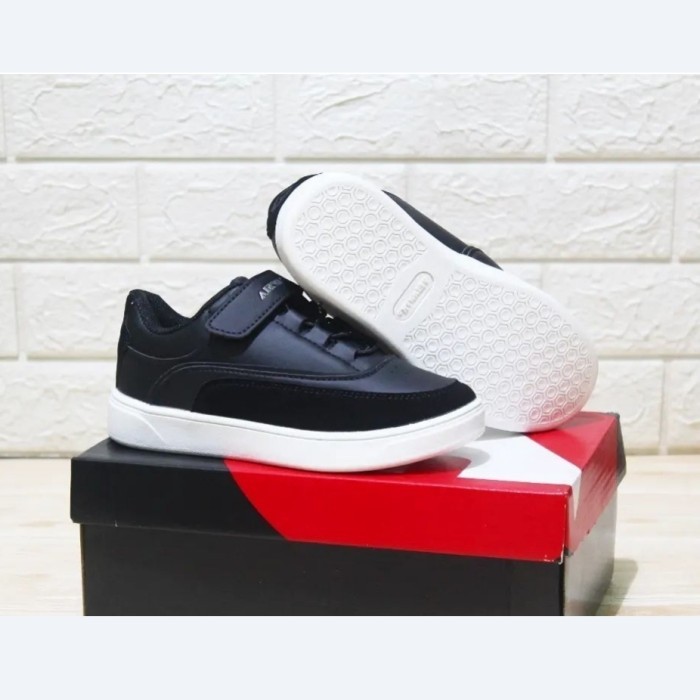 SEPATU AIRWALK ANAK HITAM  - Hitam, 32