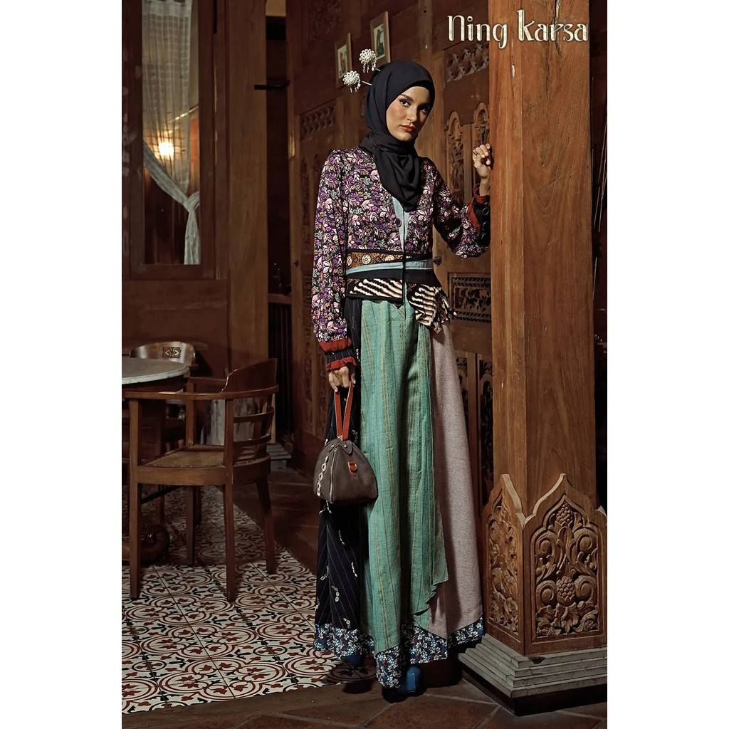 TUNEECA Gamis Hasta Maharani - T-1024008 | Gamis Batik Premium