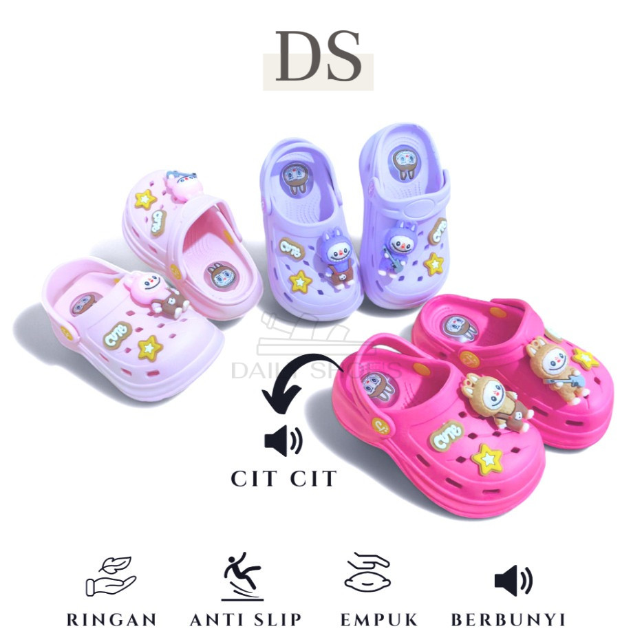 DS Sendal Baim Bapau Anak Cewek Sandal Kodok Perempuan Berbunyi Citcit Jibbitz Labubu Belajar Jalan