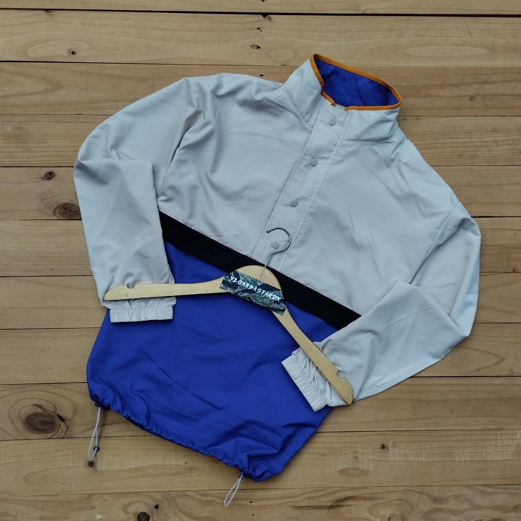 Uniqlo softshell jacket