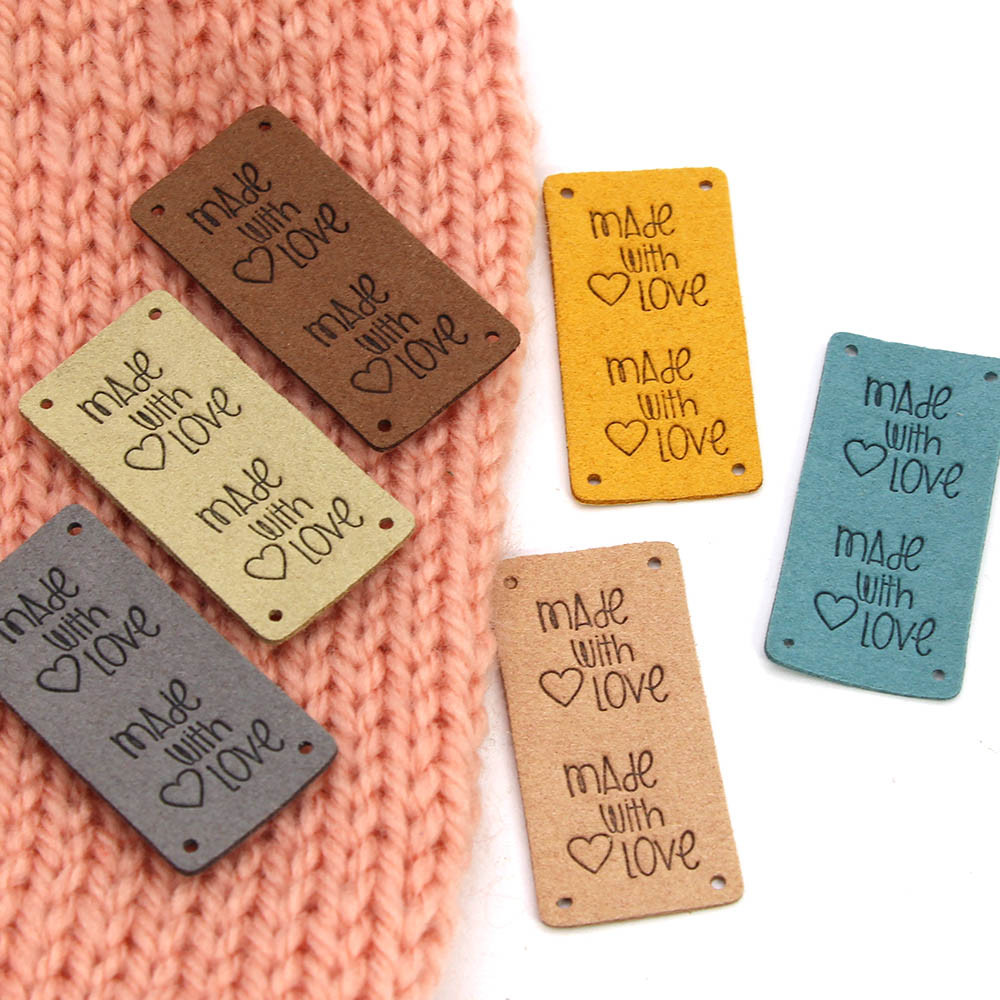 

20Pcs Mix Color Leather Labels Made With Love Tags for Hats Knitted Handmade Labels for Clothes Sew Garment Accessories