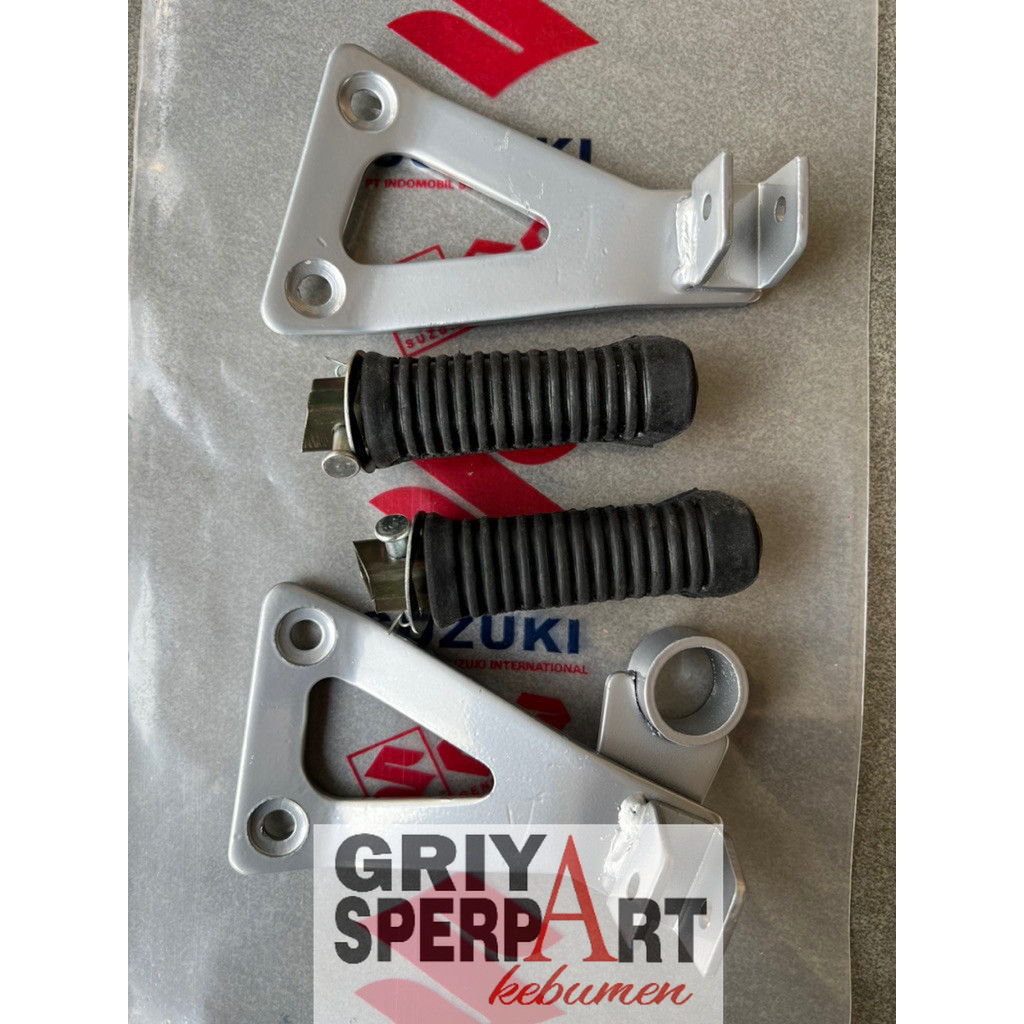 dudukan step dan step belakang satria 2tak hiu lumba Lscm