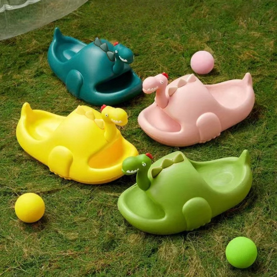 WL Sandal Dinosaurus 3d Sandal Jelly Baim Musim Panas Baru Kartun Lucu Sandal Anak-anak Sandal lucu 