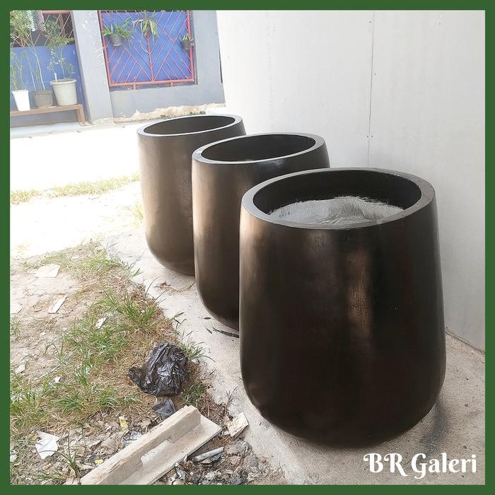 Pot palem teraso hitam doff -DA