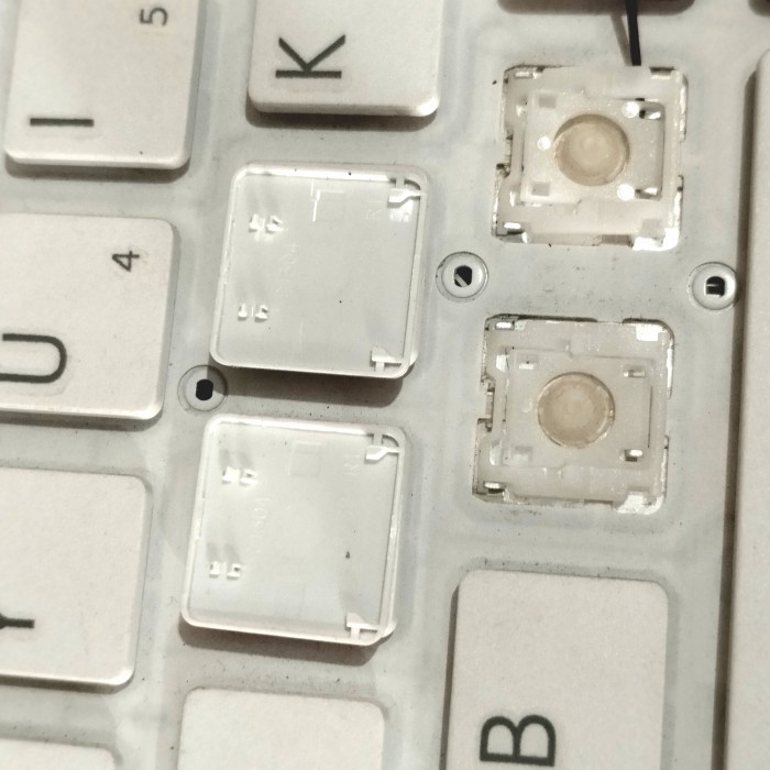 Tombol kaki tut karet tuts keyboard SONY Vaio SVF SVF14 SVF142 SVF143 SVF14E SVF142A29W SVF143A1QT S