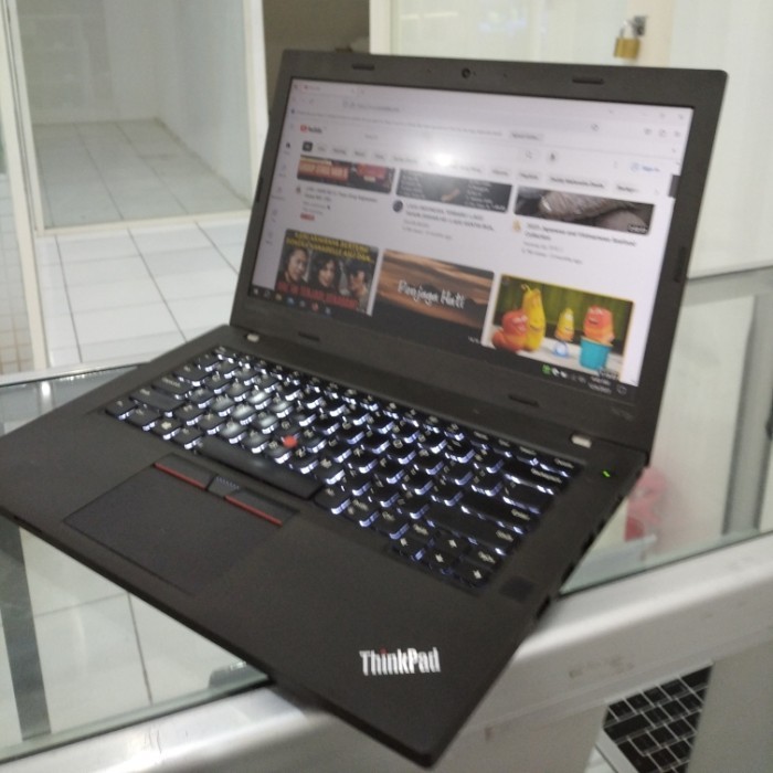 laptop Thinkpad Lenovo T470p ram 8 ssd 512 VGA Nvidia 2Gb