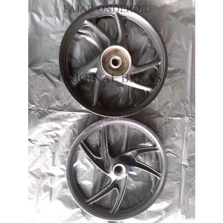 VELG RACING HONDA REVO LAMA SEPASANG D/B ORIGINAL