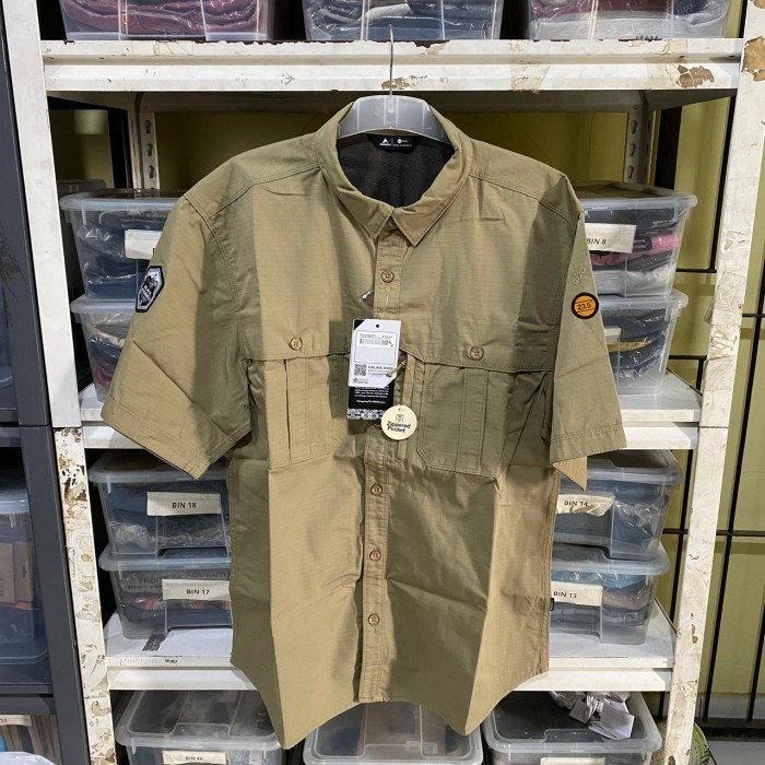 EIGER KEMEJA LENGAN PENDEK PRIA TROPIC BLACK BONEI F KALAMANTARA - KHAKI