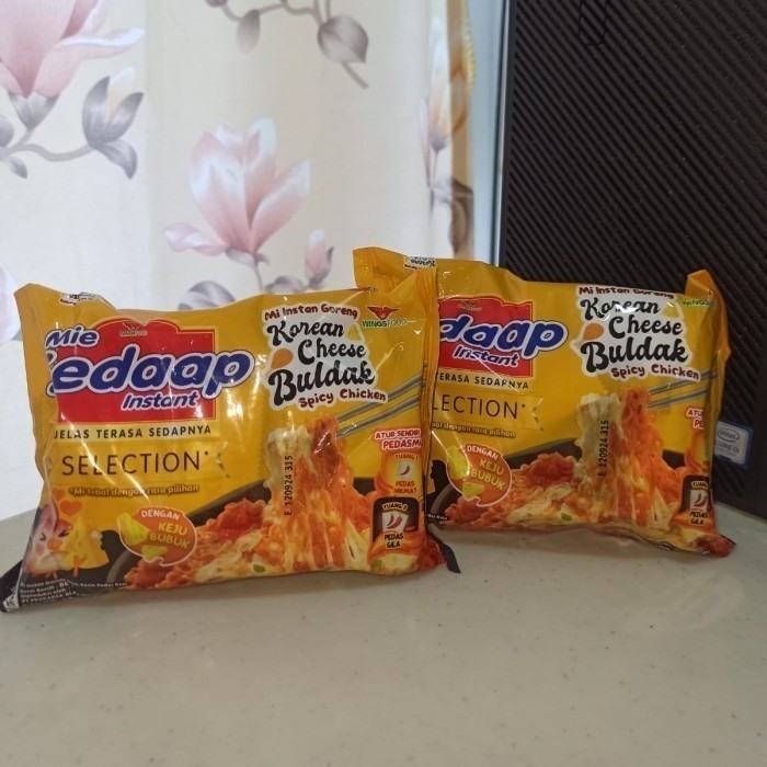 

Mie Sedaap Korean Cheese Buldak 1 Pcs