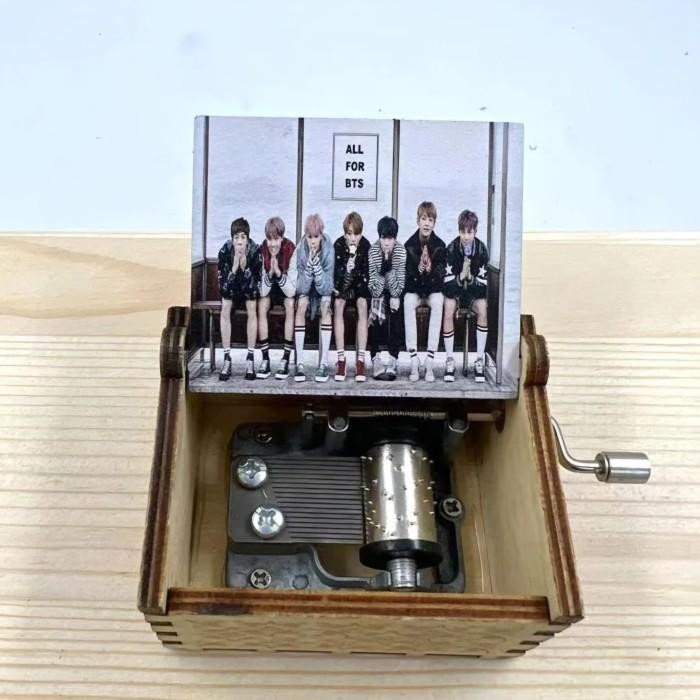 Kotak Musik BTS Wooden Music Box - BTS9