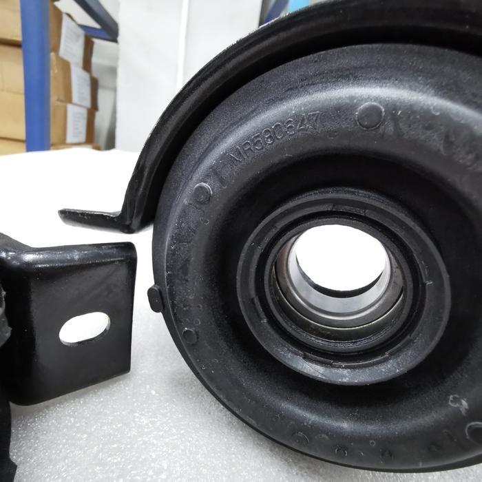 center bearing Mitsubishi triton. gantungan lager triton