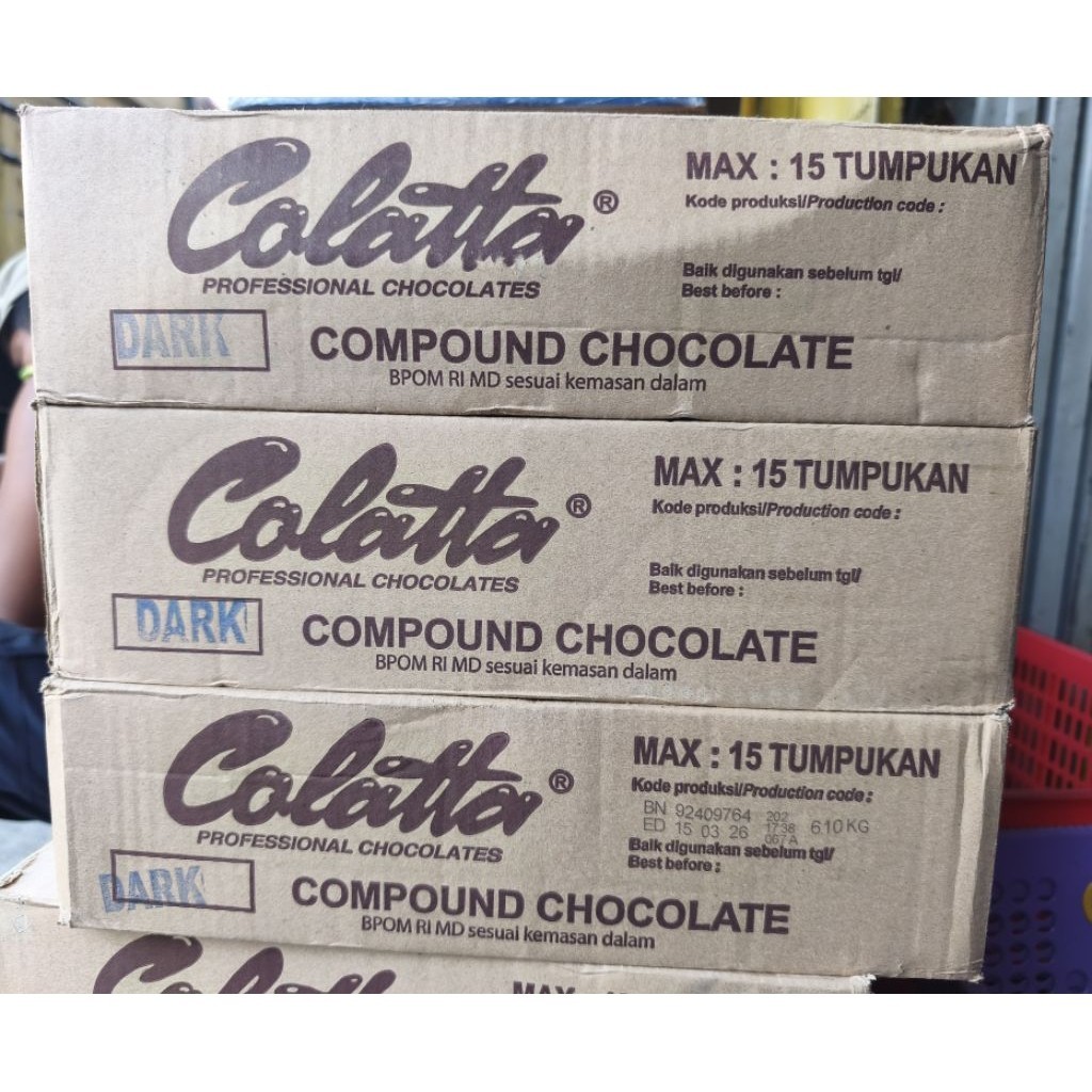 

Coklat batang Collata 250gr 1 dus isi 24pcs